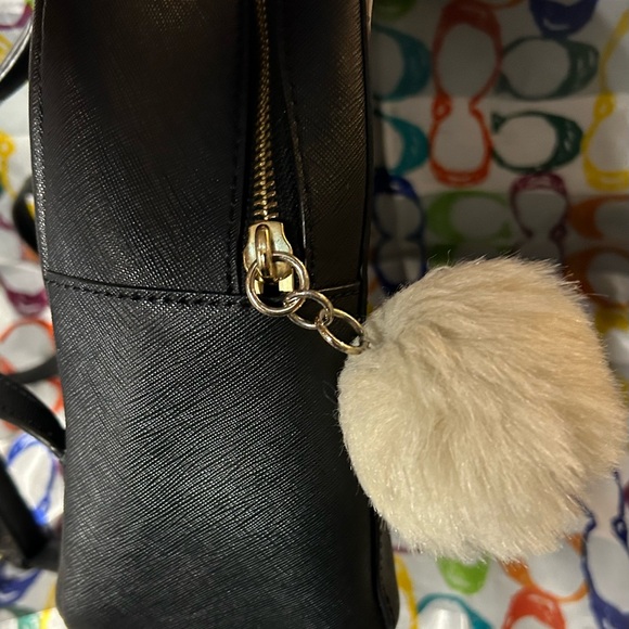 Bag is in good condition. Clean interior! Measures approximately 10” by 10”. - Picture 4 of 7